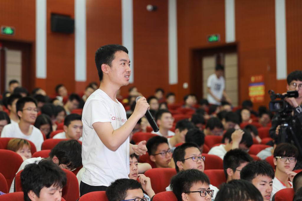 yh0612cc银河同学提问